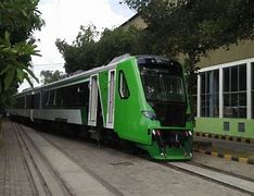 Kereta Api Madiun Bandara Adi Soemarmo